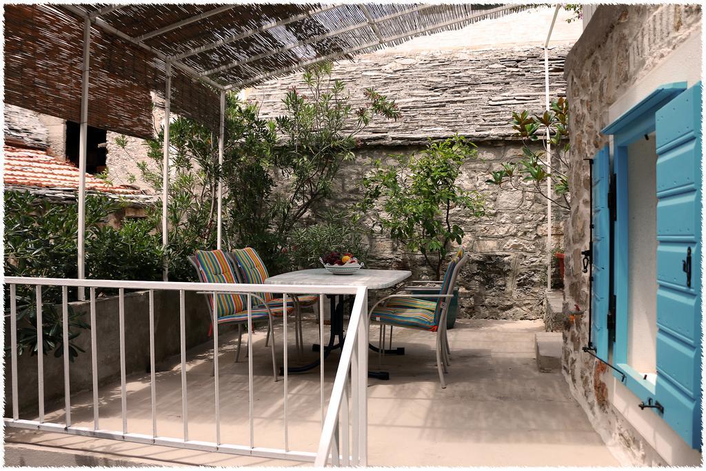 Apartment Dane Primošten المظهر الخارجي الصورة