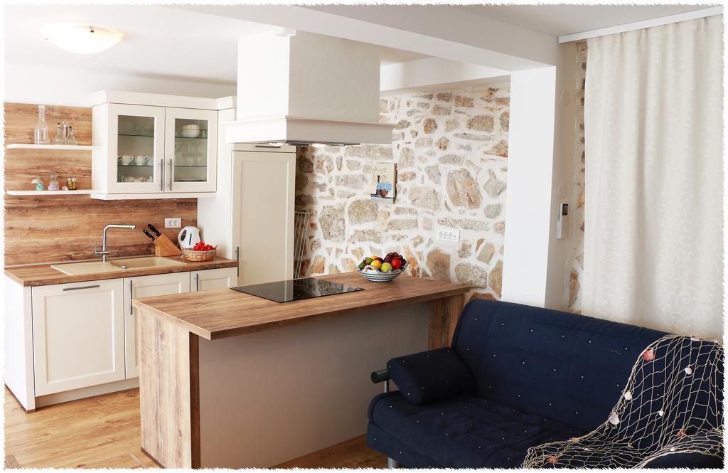 Apartment Dane Primošten المظهر الخارجي الصورة